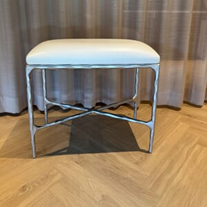 Artbench - Silver Cream