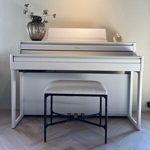 Roland HP704-WH - Black Alabaster Linen