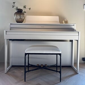 Roland HP704-WH - Black Cream