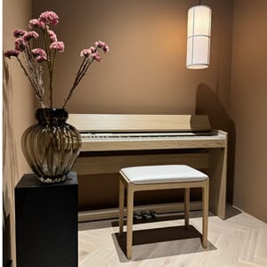 Roland F701 Ek - Interiör Paket