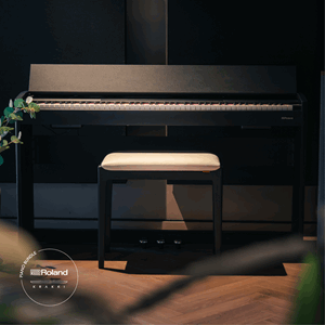 Roland F107 Svart Interiör Krakki Pianopaket