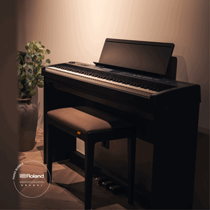 Roland FP-E50 Svart Interiör Krakki Pianopaket